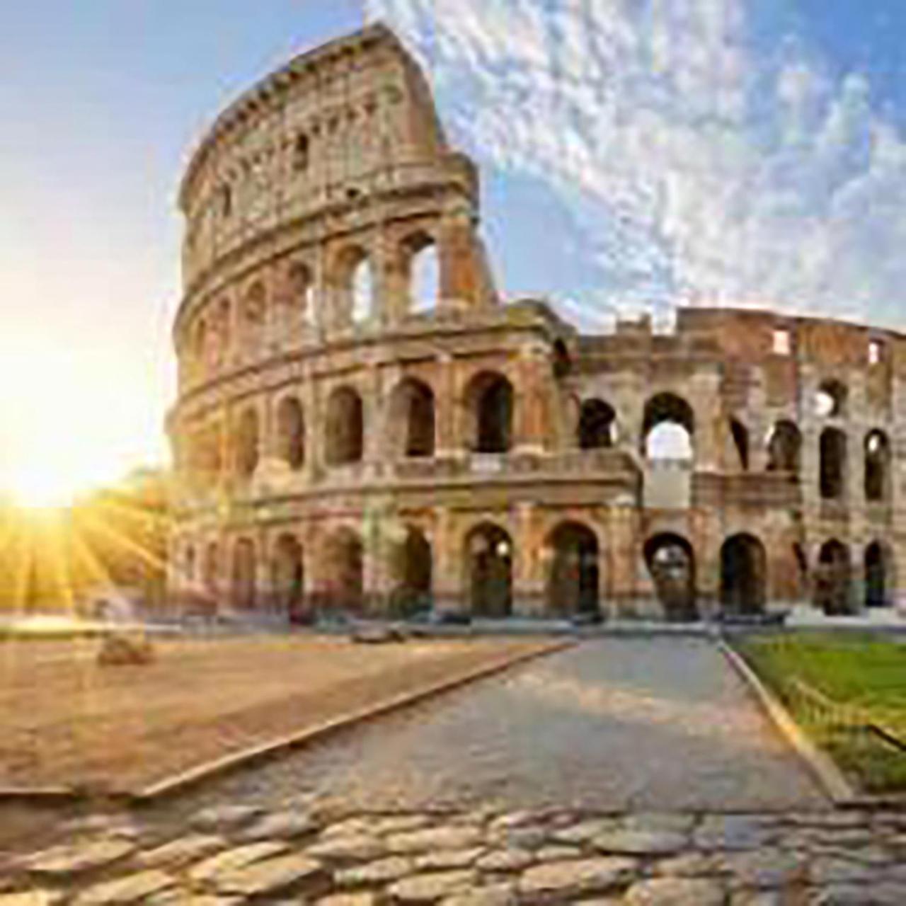 150 M Dal Colosseo - Appartamento Minerva Rome Luaran gambar